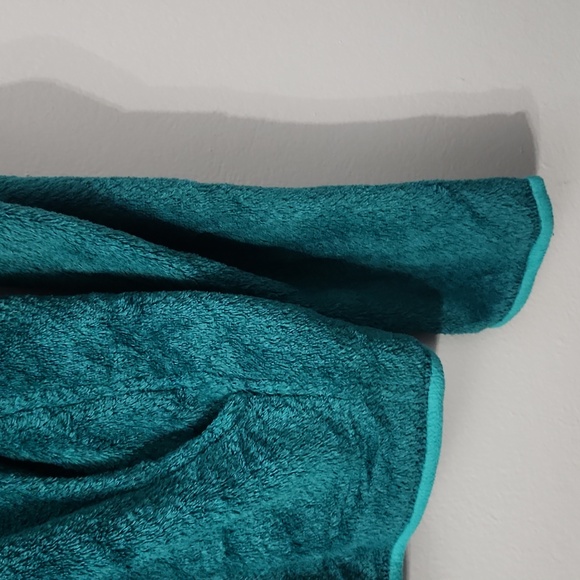 Patagonia Turquoise Fleece Women's Sweater - Picture 3 of 6